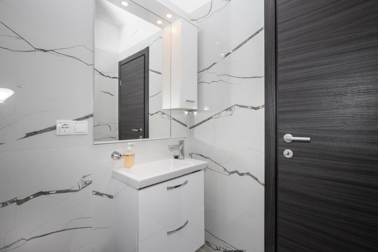 Apartments Blueview Постира Экстерьер фото
