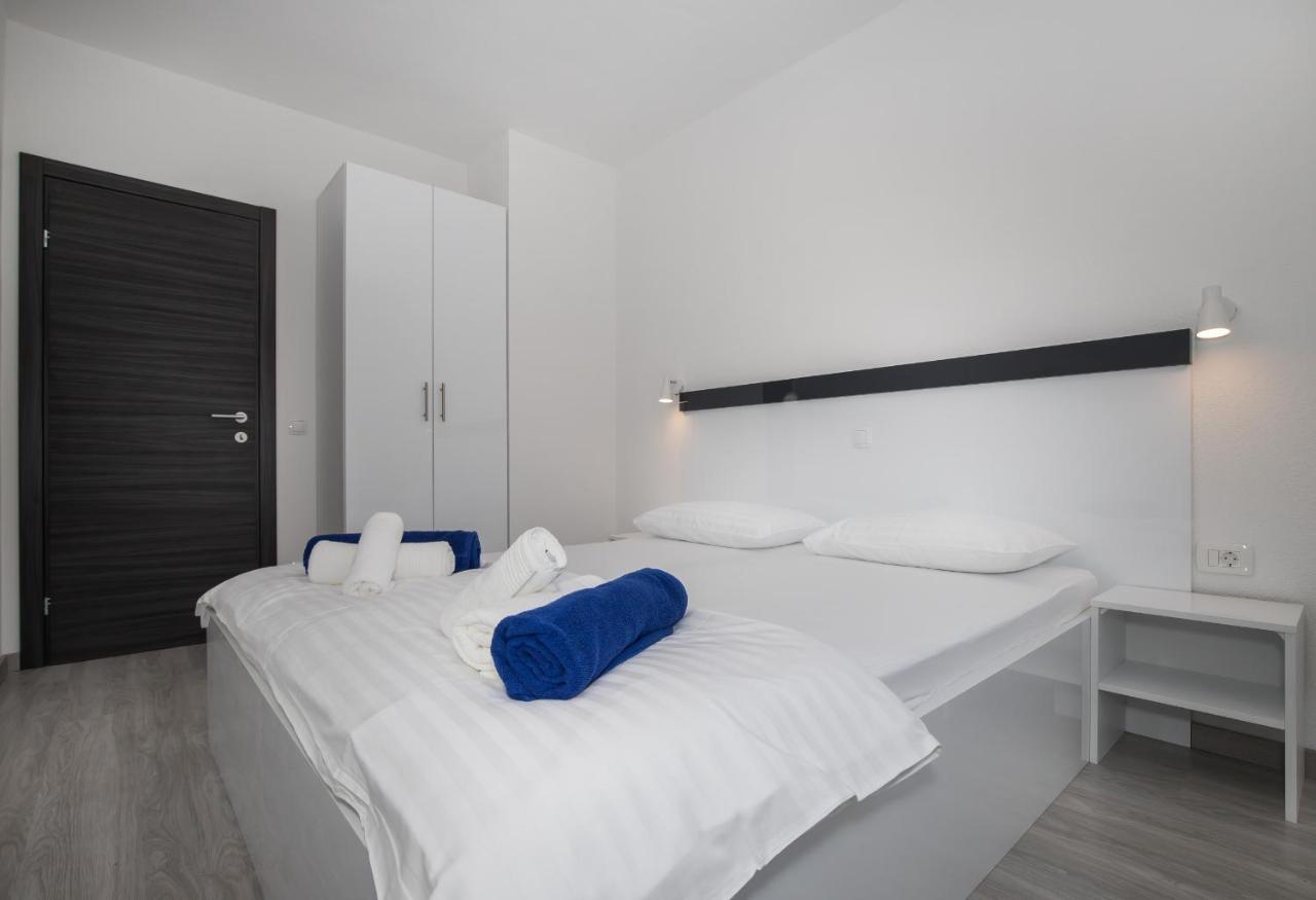 Apartments Blueview Постира Экстерьер фото