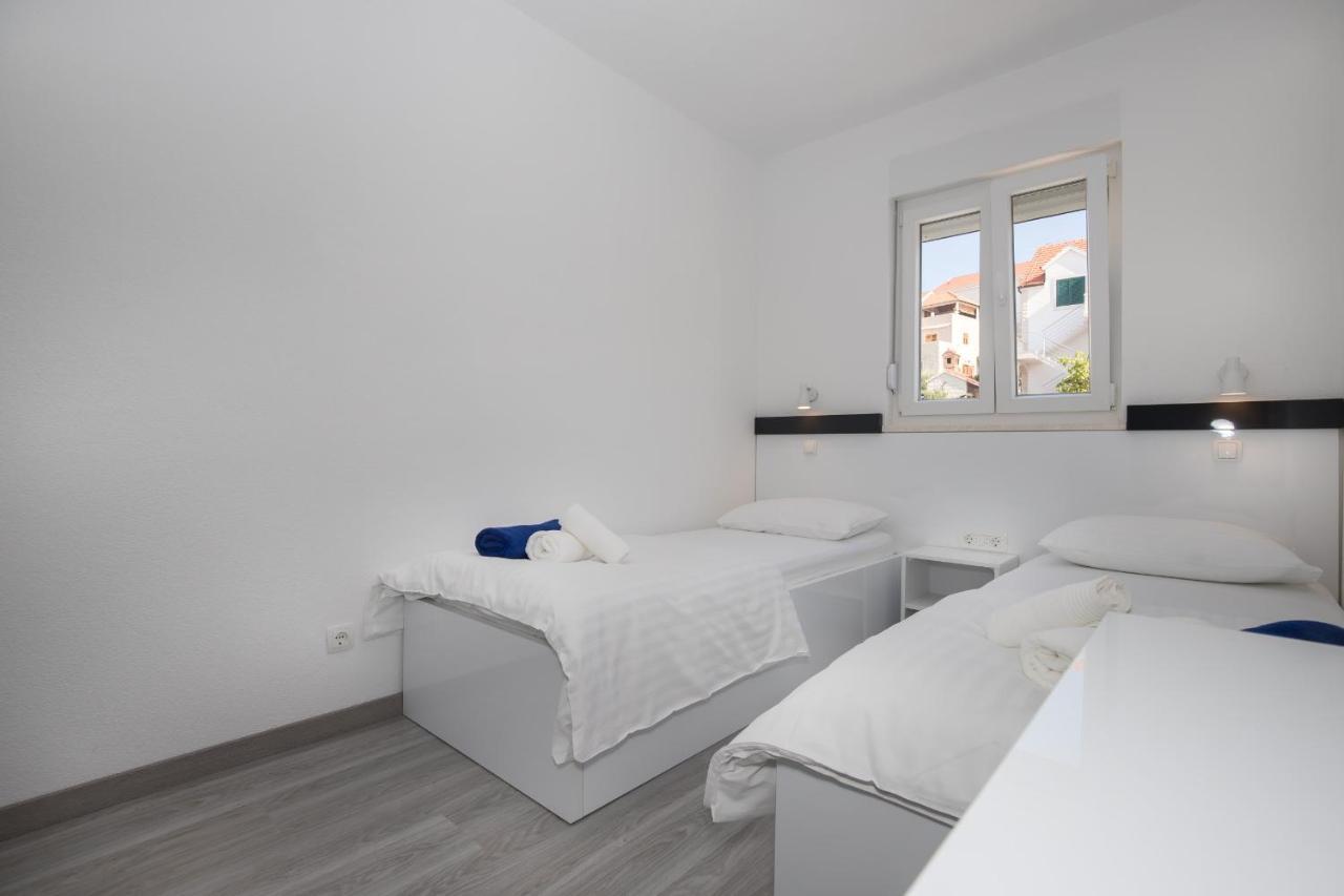 Apartments Blueview Постира Экстерьер фото
