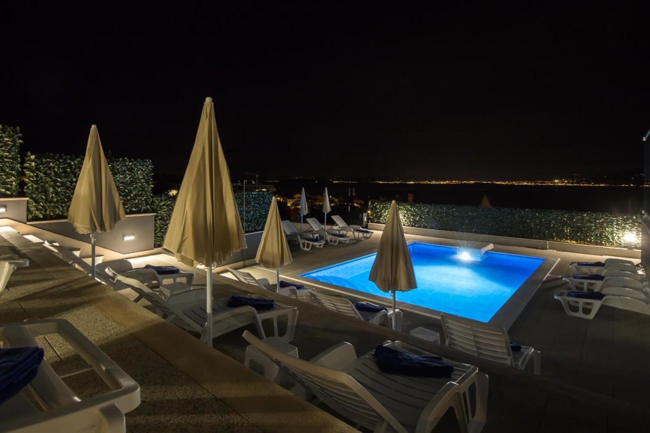Apartments Blueview Постира Экстерьер фото