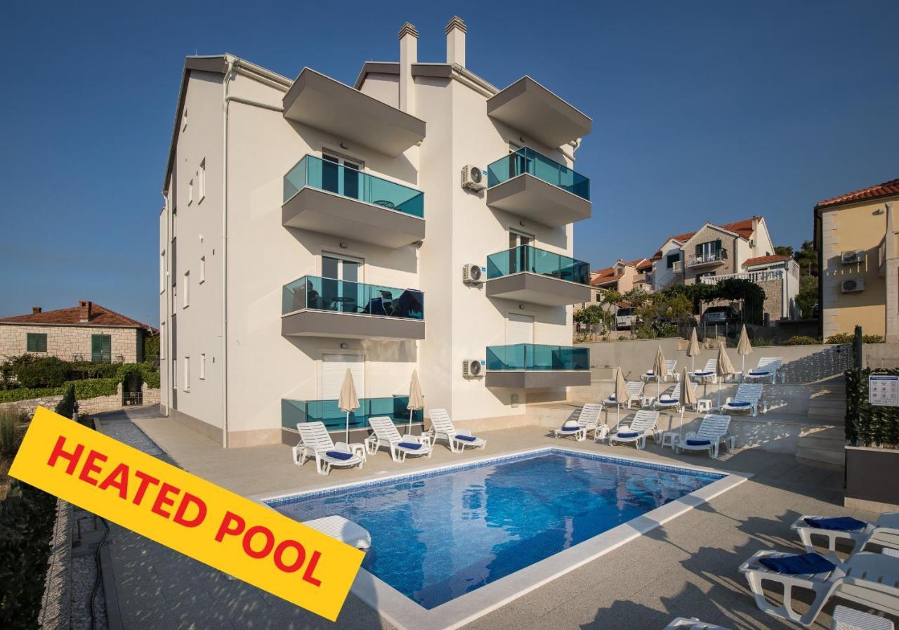 Apartments Blueview Постира Экстерьер фото